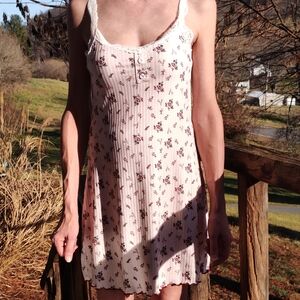 Floral Lace-Trimmed Nightgown/Lingerie